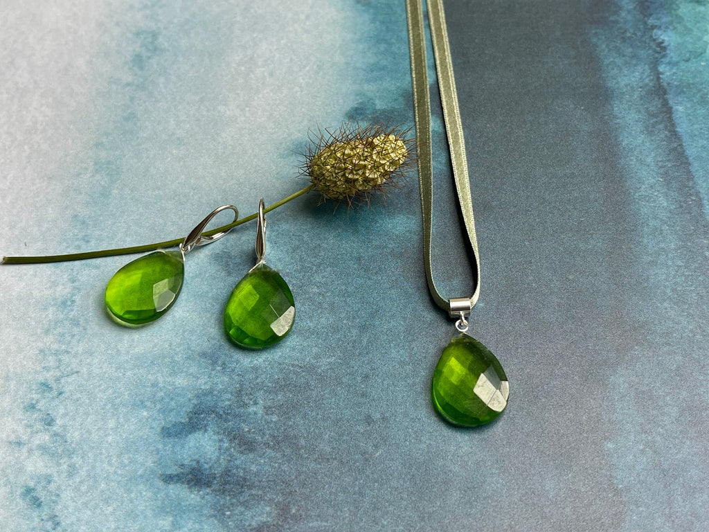 The Chloe Green Chalcedony Drops