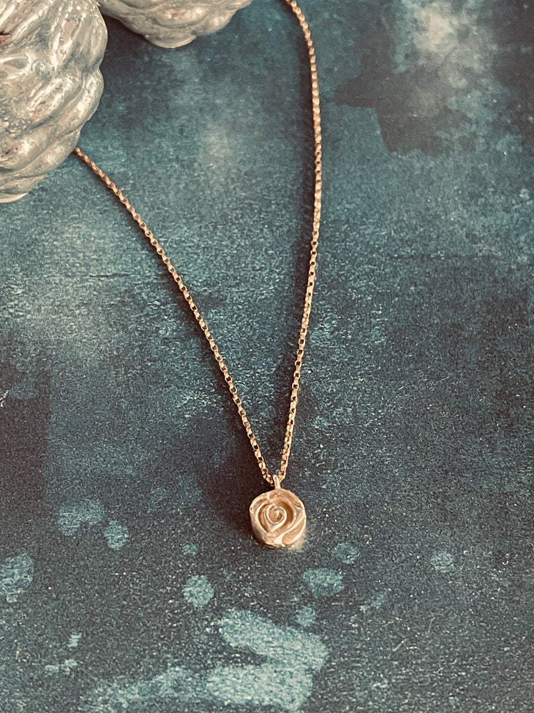 Rose Amandine Necklace