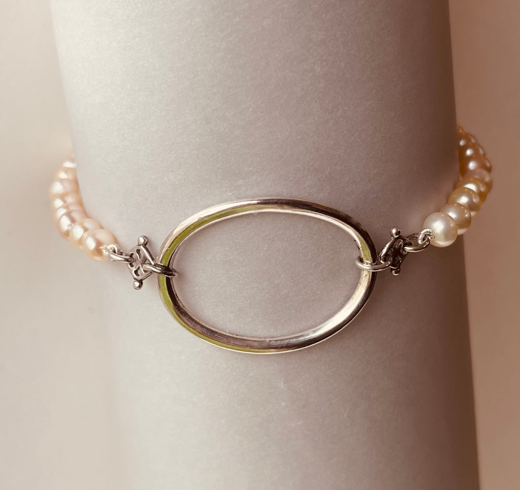 The Link Bracelet with Pearls - Limited Edition
